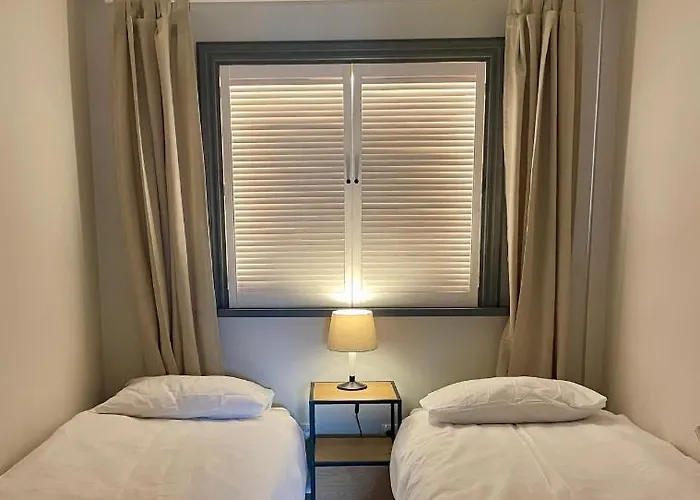 Boutique - Old Town 120m2 - Private Underground Parking -